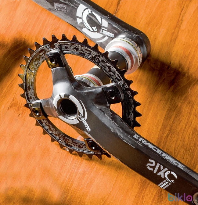 1. Cumpar brat stanga 175mm pentru angrenaj Race face ax 24, exi/x-type