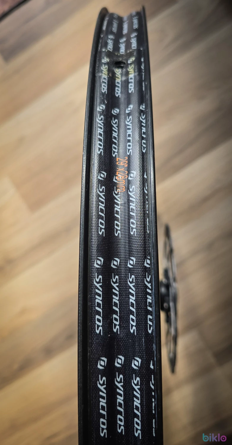 8. Set roti mtb Syncros X30S 29"