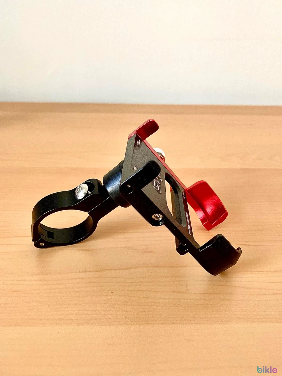 2. GIYO suport rotativ de telefon din aluminiu pentru bicicleta / trotineta / motocicleta