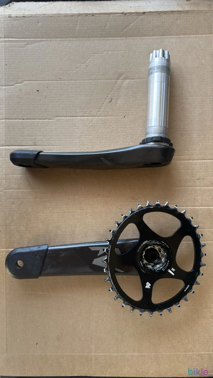 2. Angrenaj Race Face Carbon