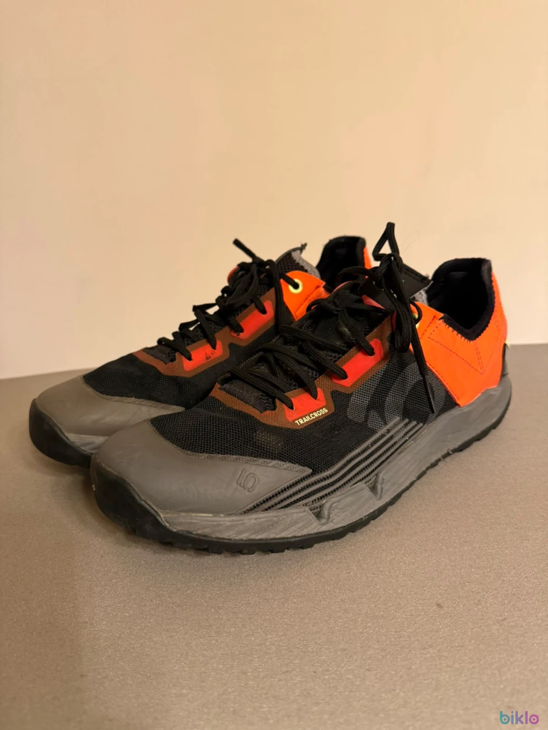 1. Incaltaminte Five Ten Trailcross Adidas 250 lei