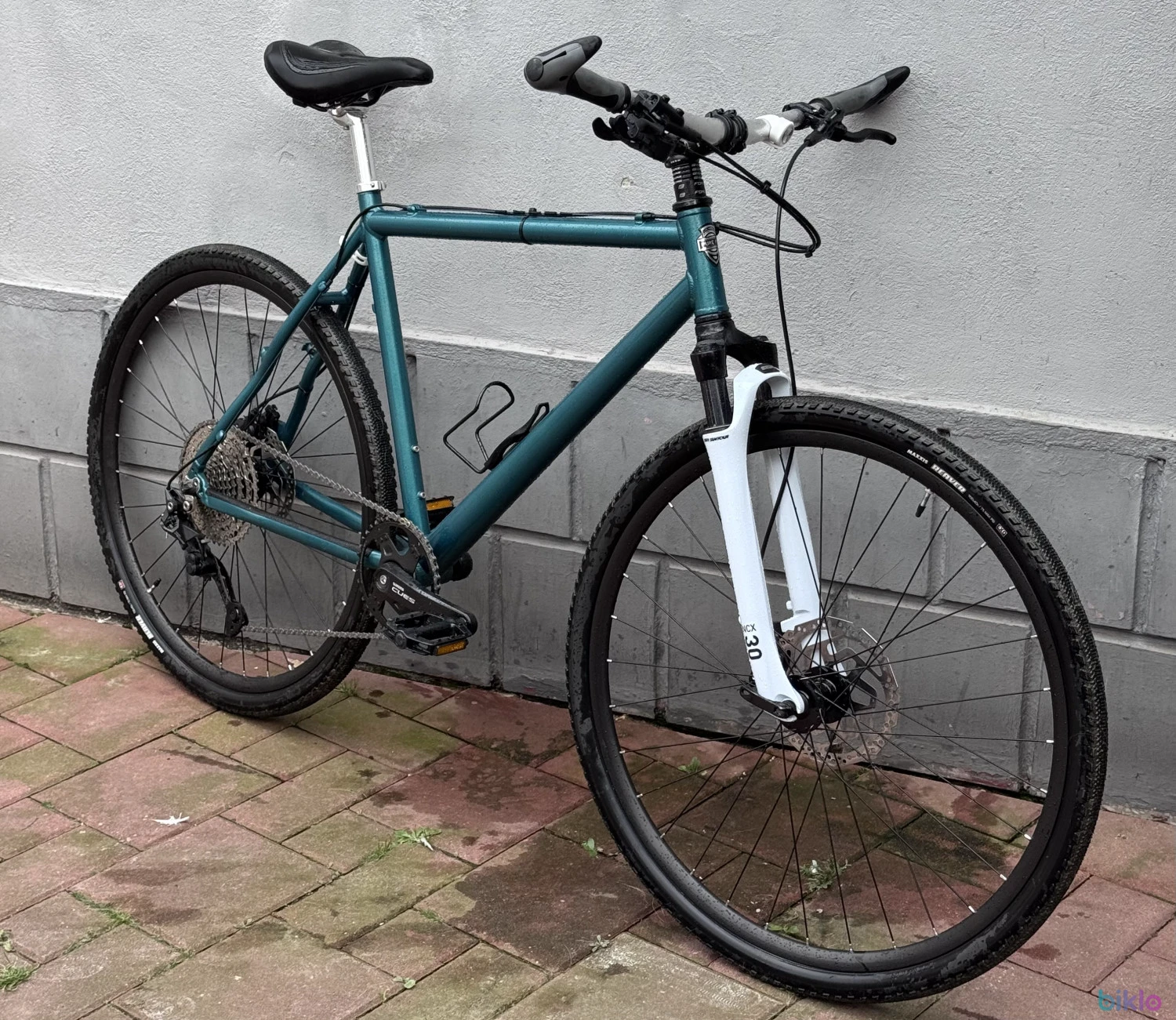 1. Bicicletă gravel/trekking/mtb
