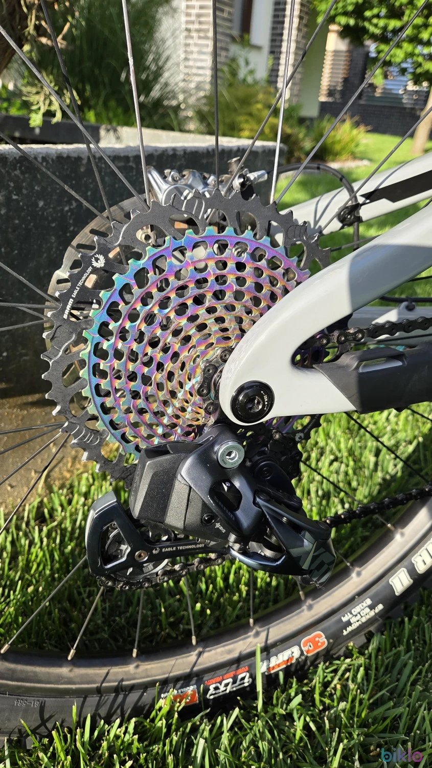 8. Propain Spindrift CF Mix Highend