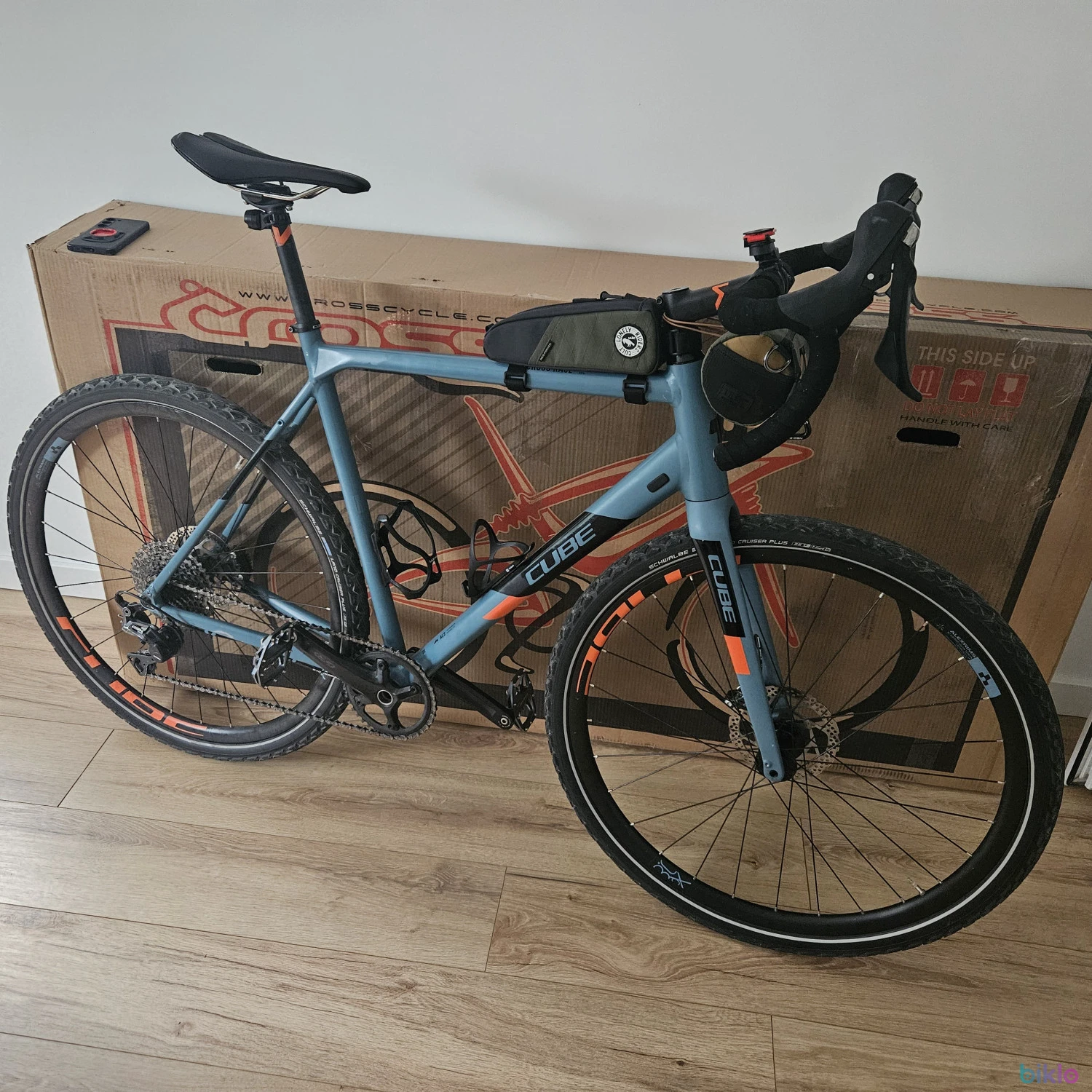 1. Vând Cube cross race SL AL GRX 1x11 mărimea 58