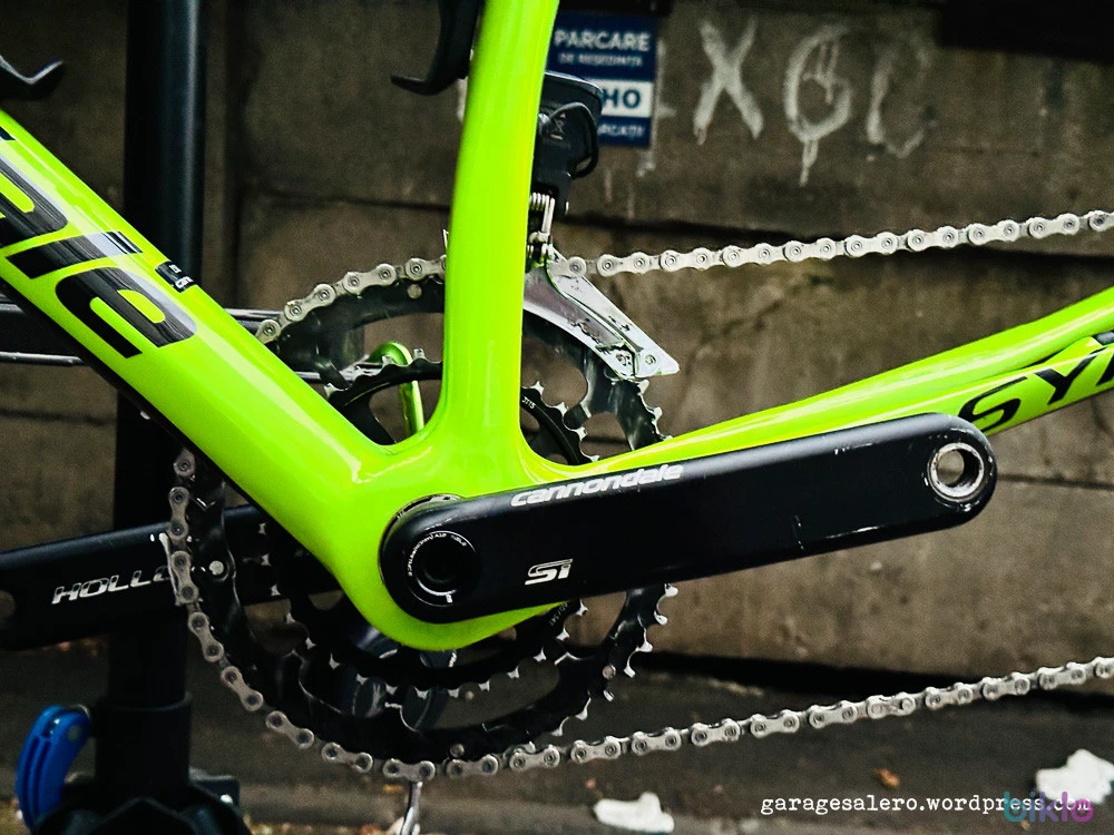 8. Groupset Shimano Di2 Cannondale Hollowgram