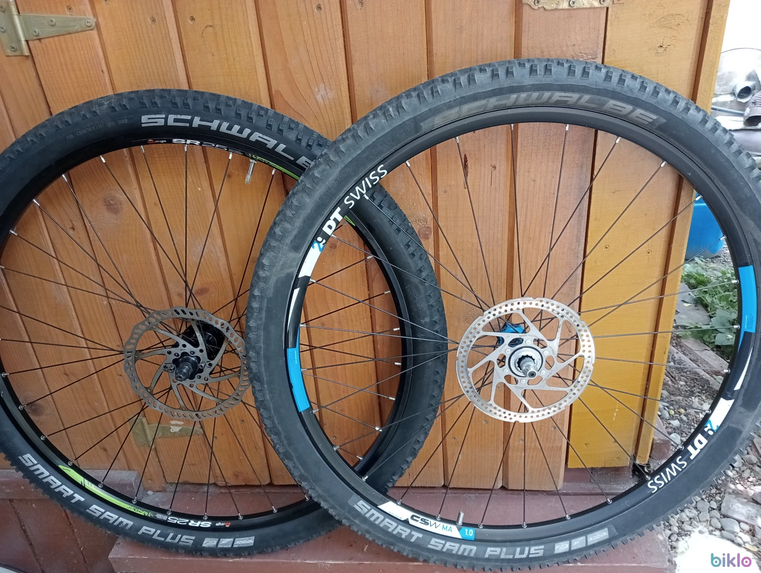 1. Roata fata mtb 29" janta si butuc pe rulment DT Swiss disc frana 180 mm Bergamont 29
