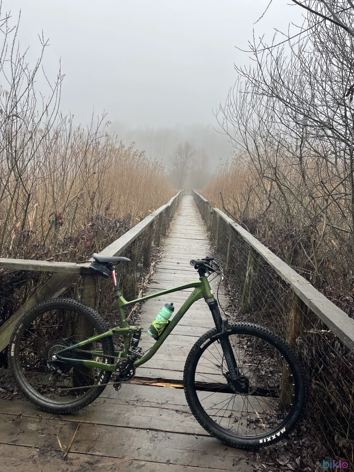 1. MTB full suspension, roti 29