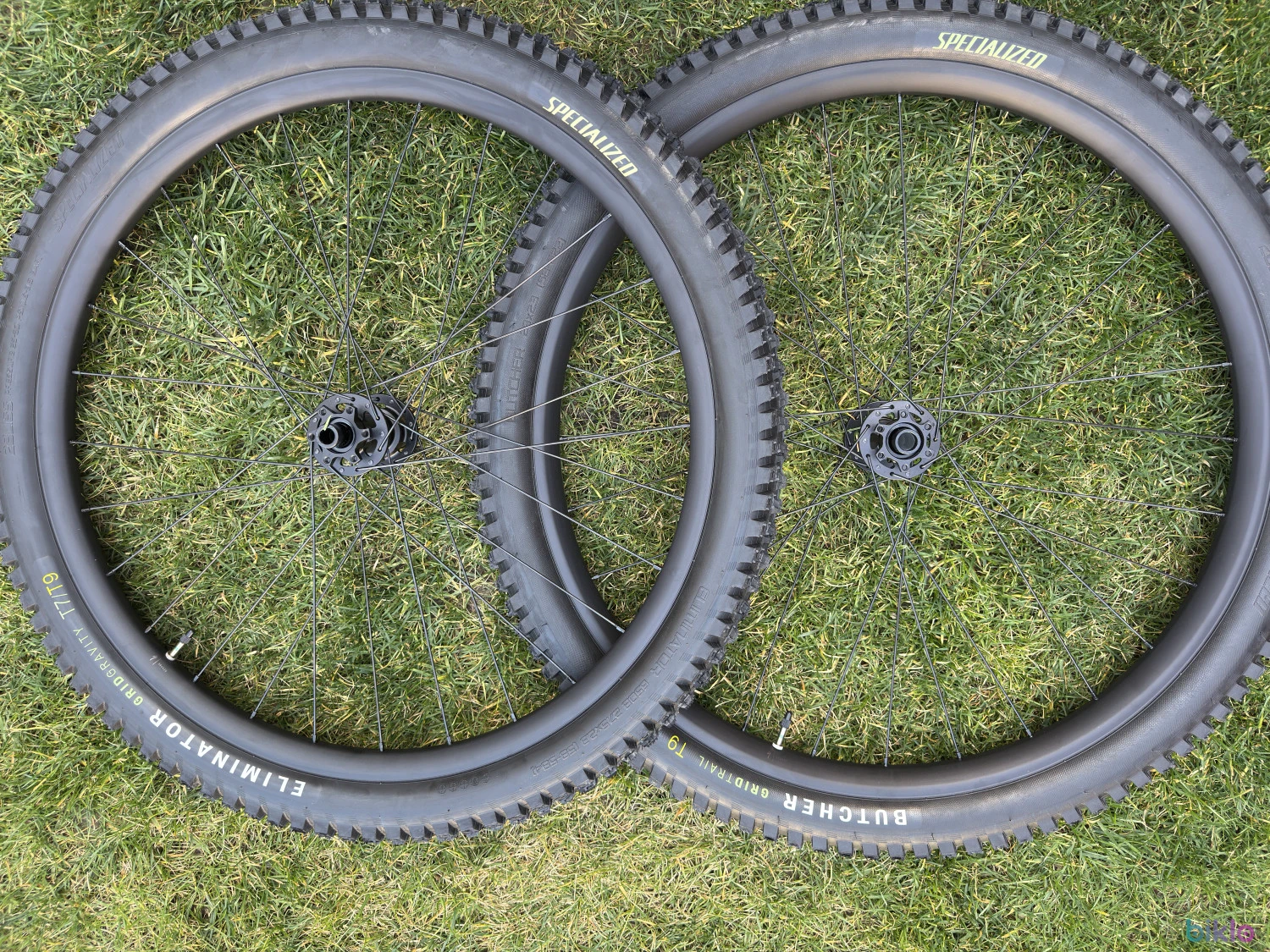 9. Set roti Specialized 29 si 27,5+cauciucuri