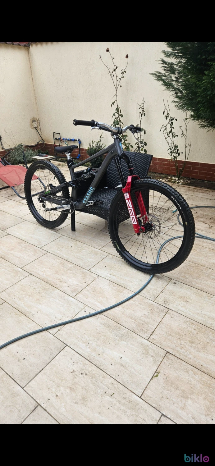 2. Specialized status 160 freeride SCHIMB SI CU DH!