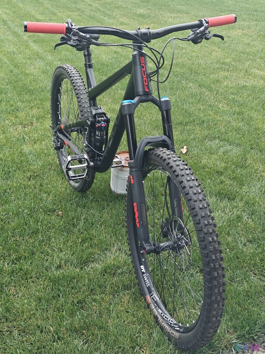 1. Focus Jam - Bicicleta Enduro / All-Mountain - marime: L