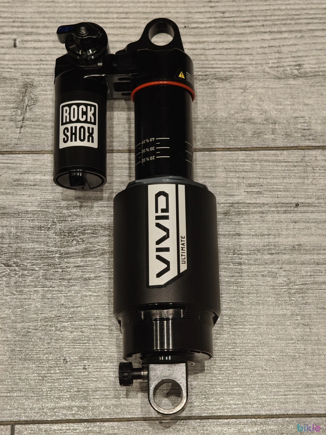 3. RockShox Vivid Ultimate Air 210 x 55mm