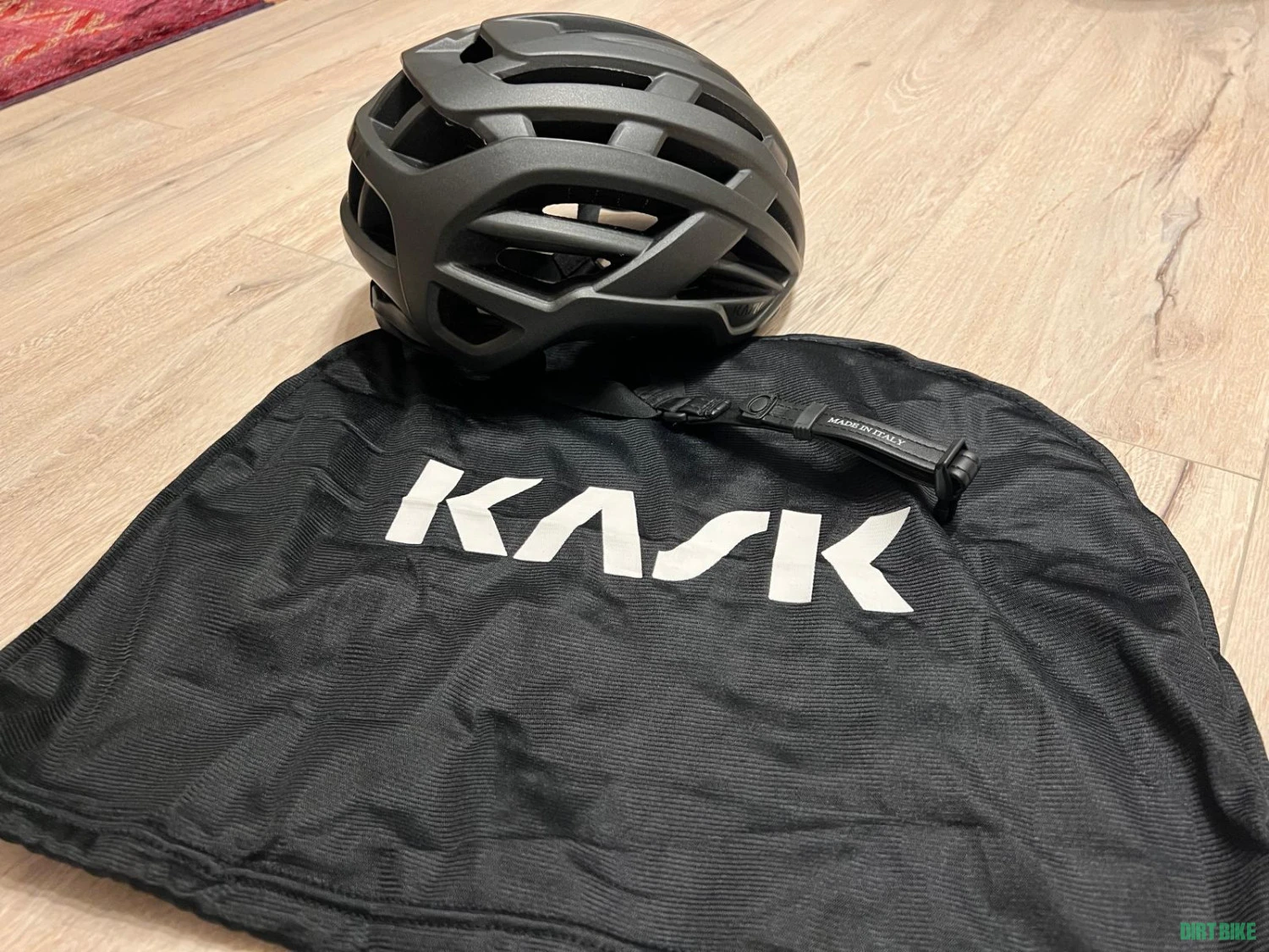 3. Vand casca sosea/gravel KASK Valegro negru mat marime 50-56