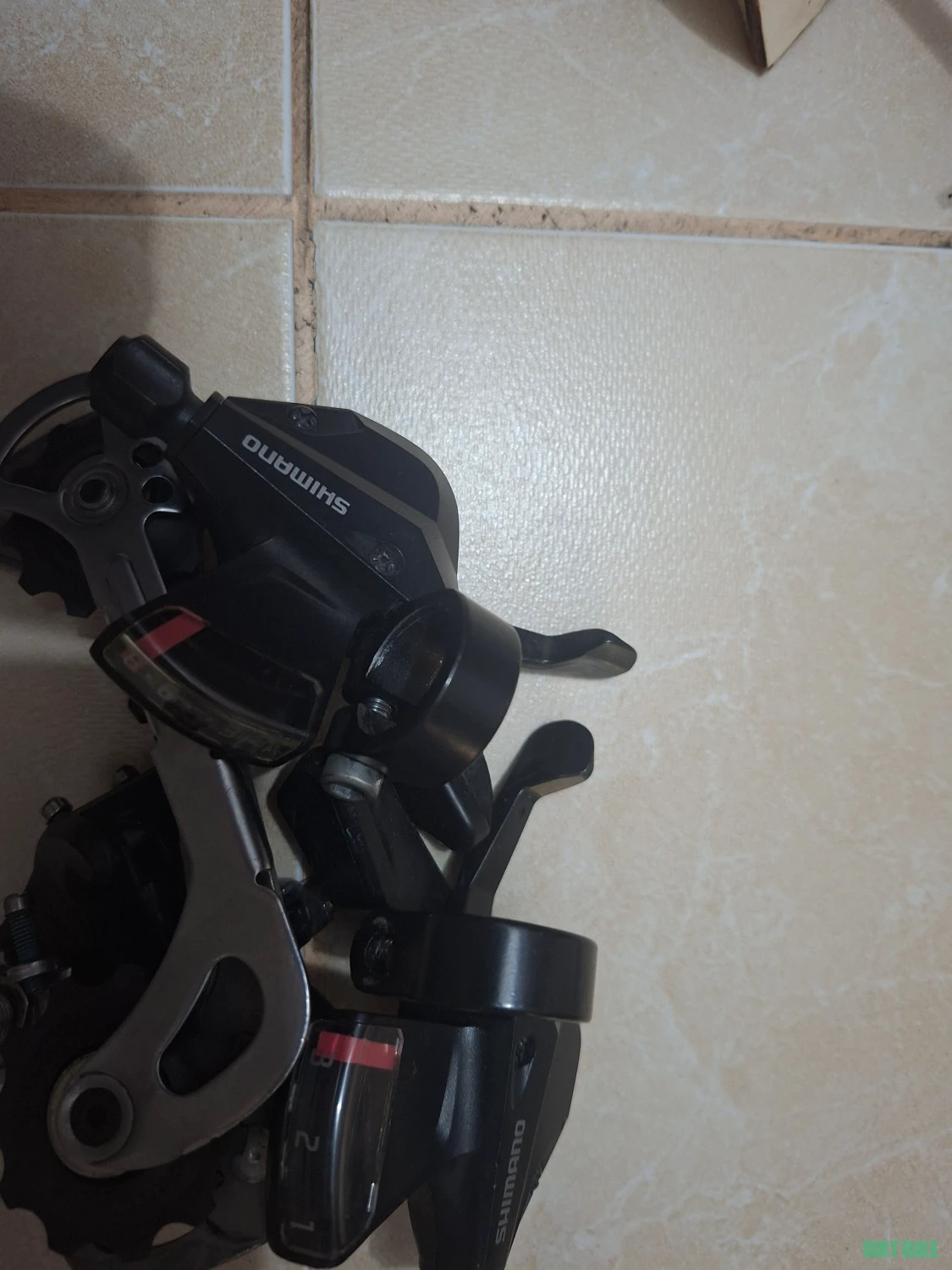 3. Schimbătoare Shimano 8x3