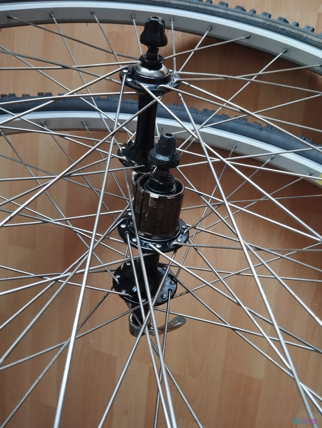4. Roti 26er Mavic M234 cu butuci Deore LX Vintage