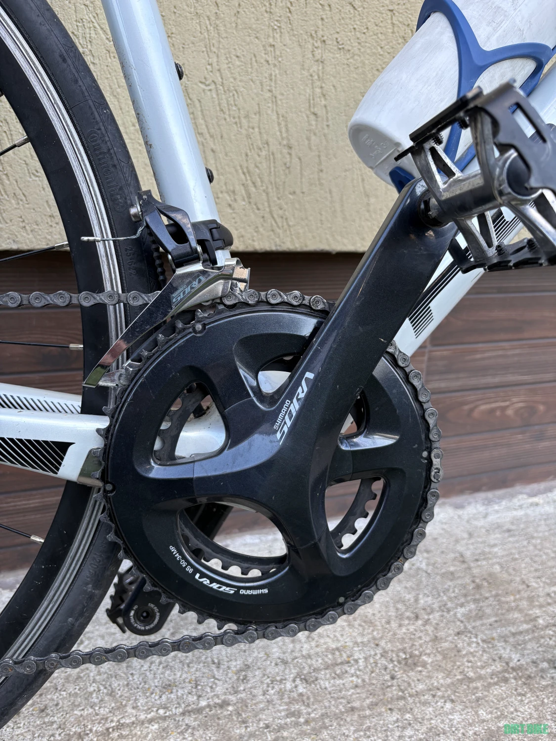 3. Focus Izalco Race
