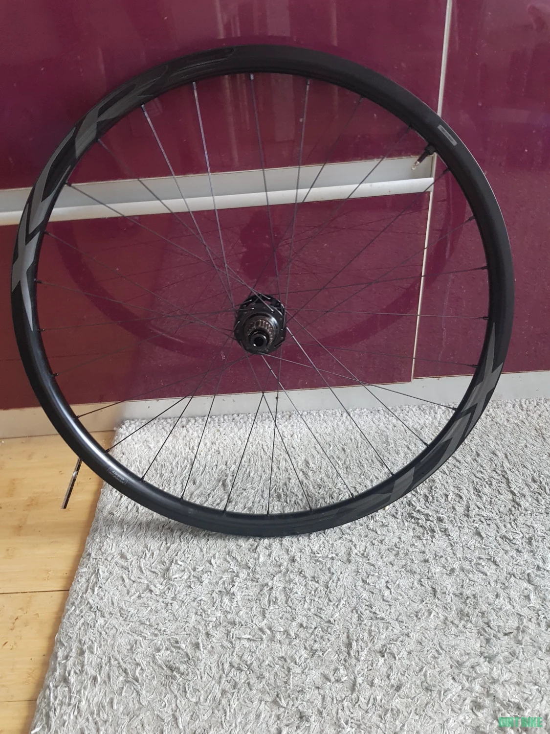 2. Set roti GIANT XCR2 CARBON Boost NOU