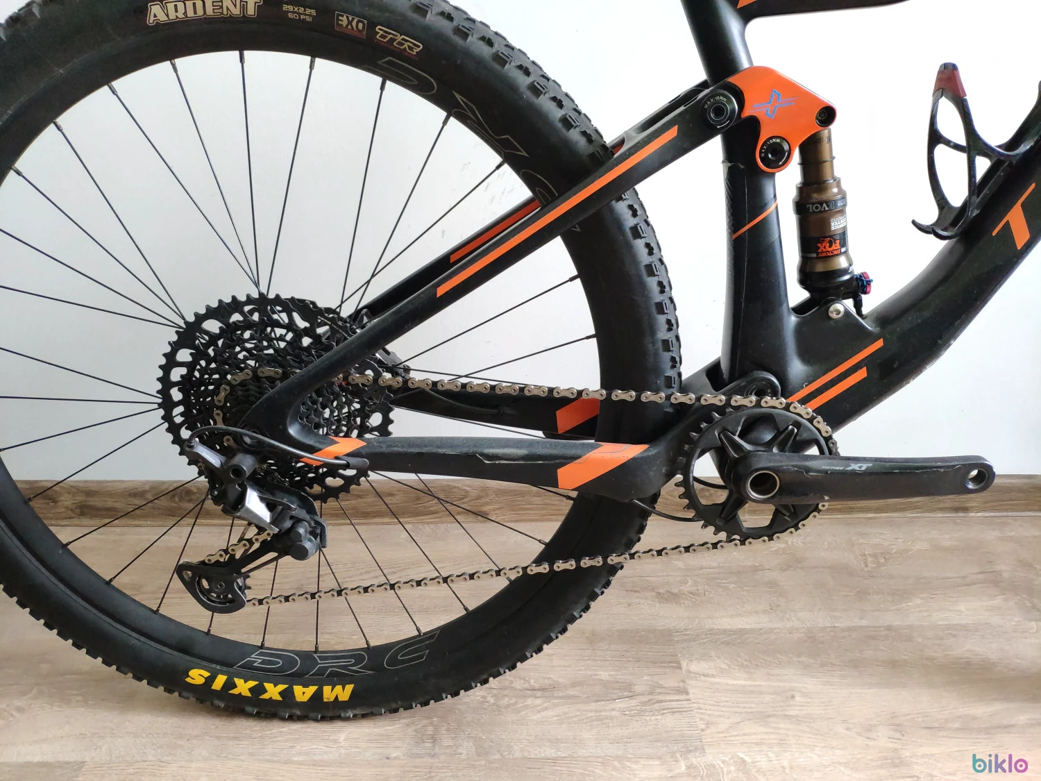 4. Bicicleta MTB XC full suspension Torpado Matador X, Fox Kashima, 1x12
