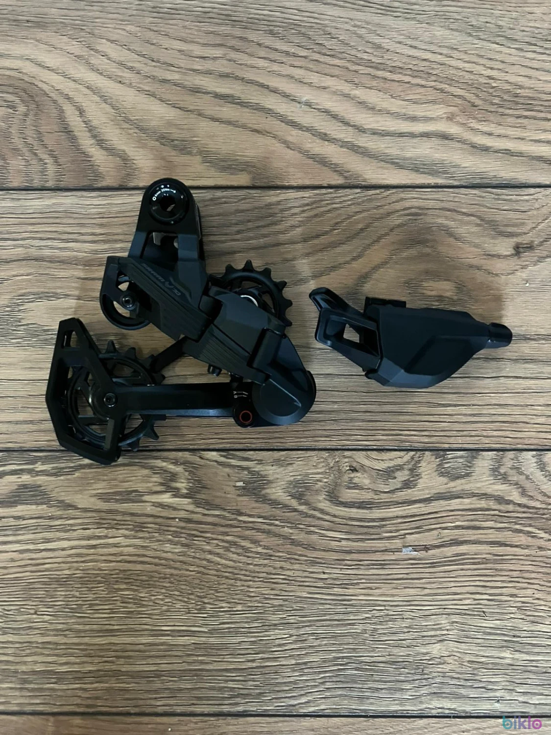 1. Vand schimbator + maneta sram eagle 70 noi