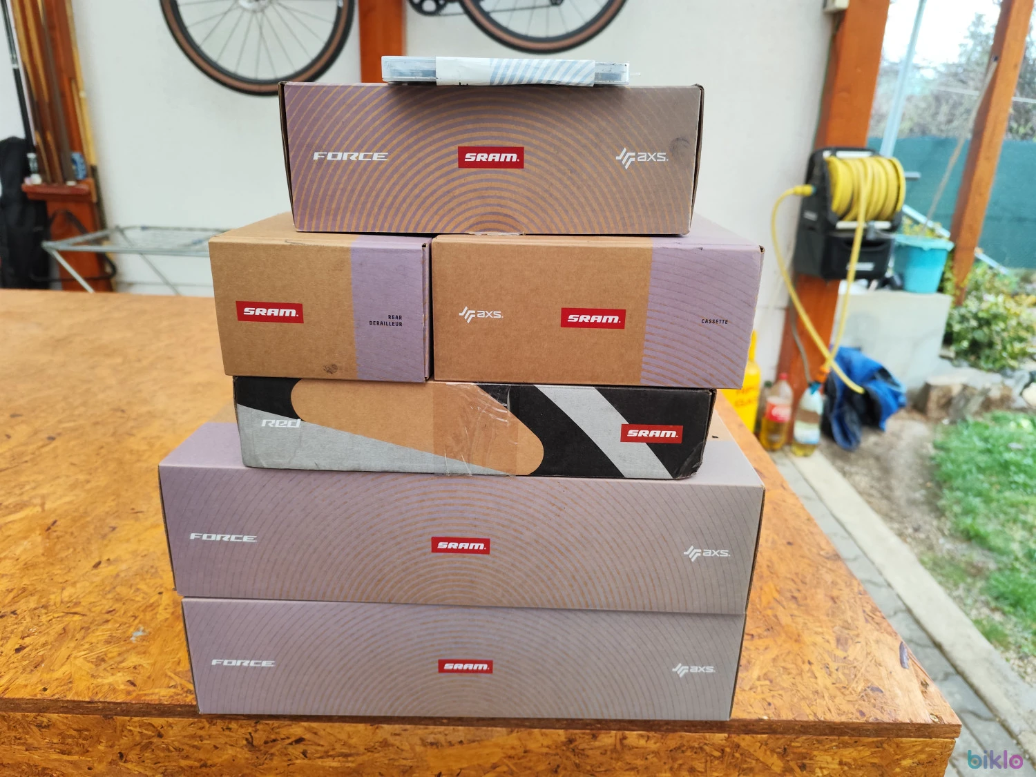 7. Groupset Sram rival axs