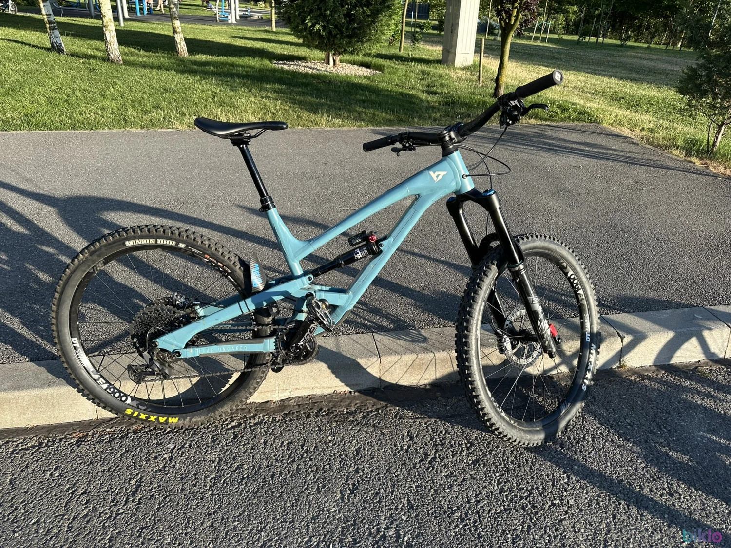 1. YT Capra Al Pro
