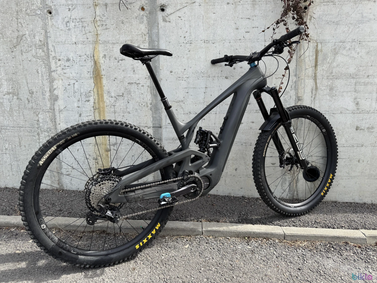 4. Bicicleta electrica Evil Epocalypse Wasabi Shadow (KM motor: 100)