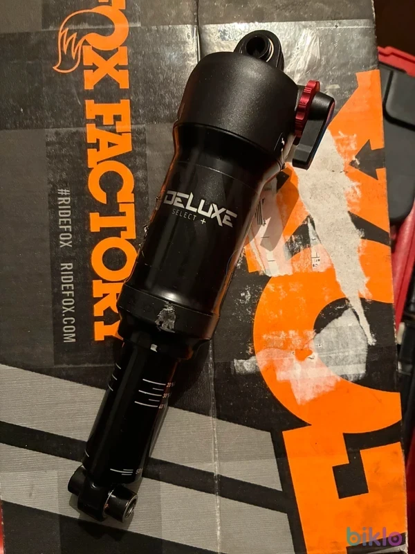 1. Shock RochShox Deluxe Select+ DebonAir 210x50