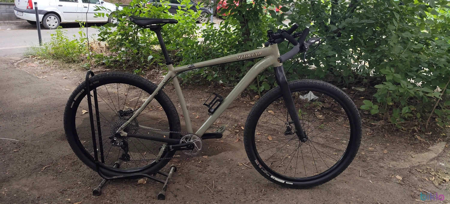 2. Bicicleta Monster Gravel