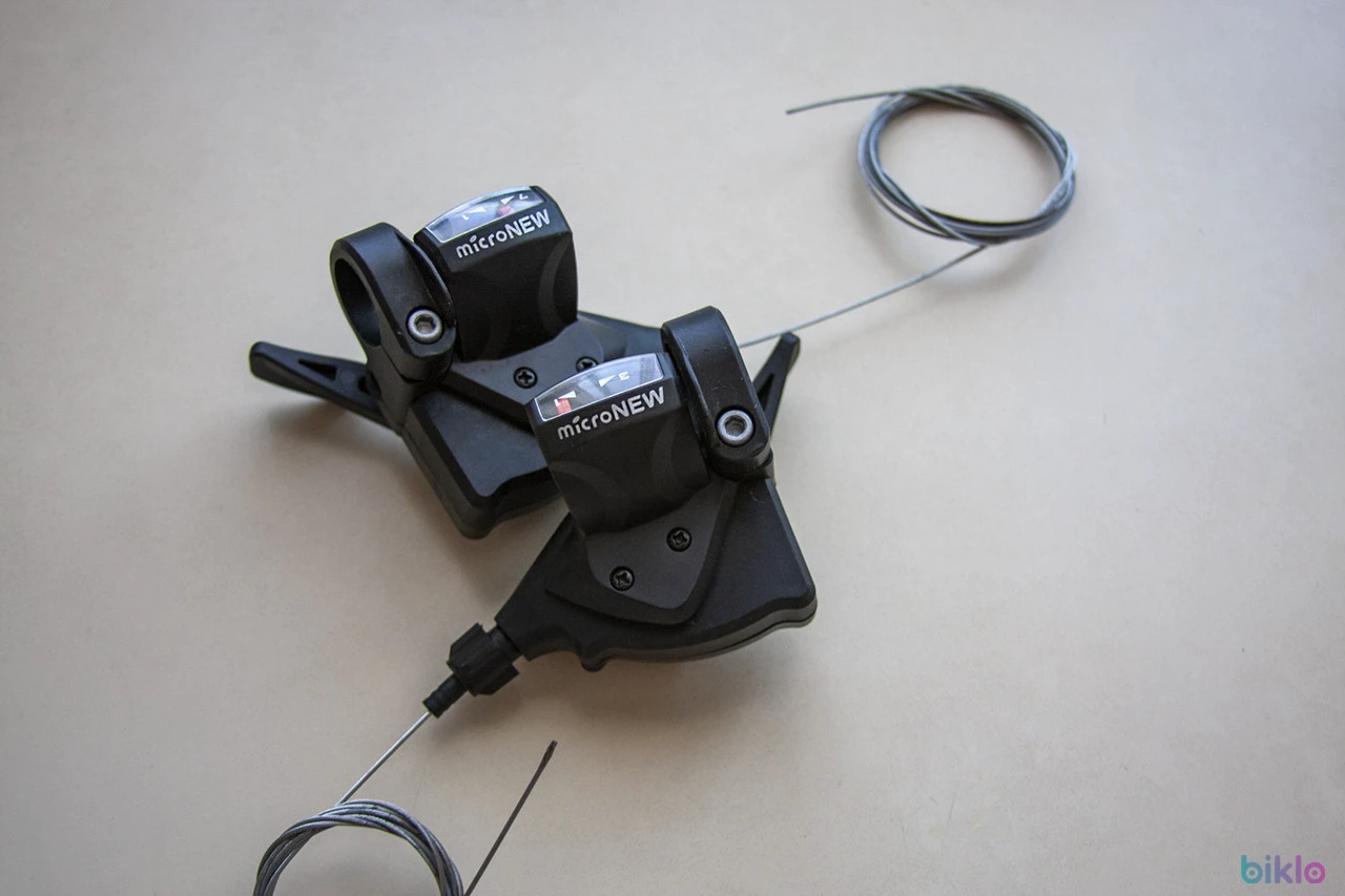 5. Manete schimbatoare, marca Microshift, 3x7 noi, upgrade