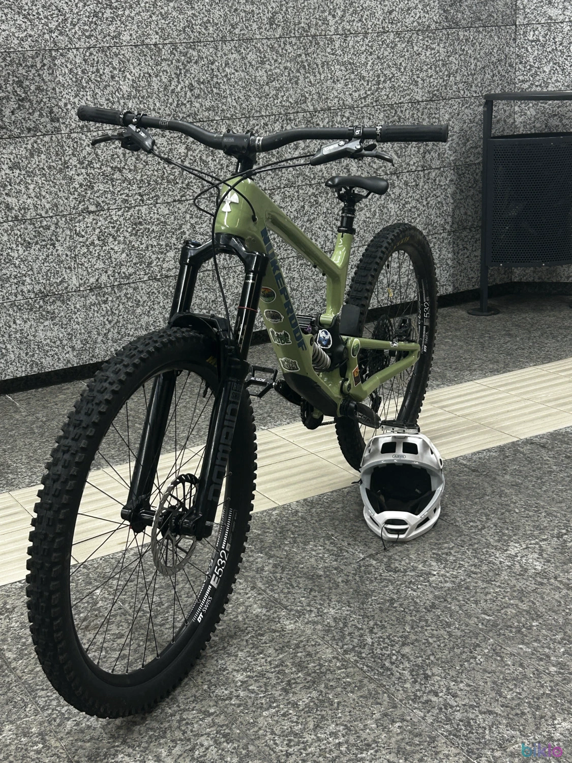1. Nukeproof Giga 290