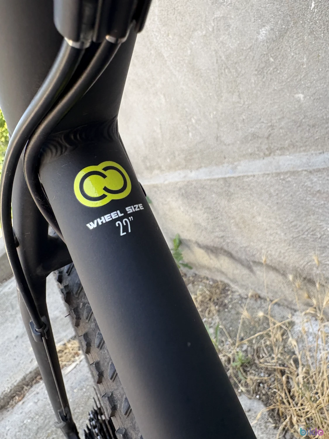 4. Bicicletă Cross