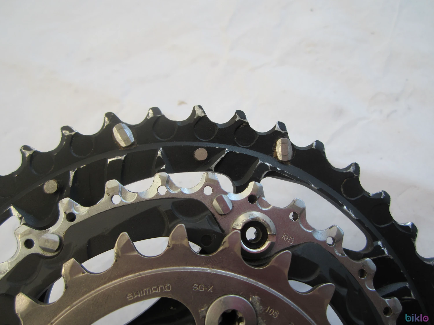 3. Pedalier shimano XT cu rulment