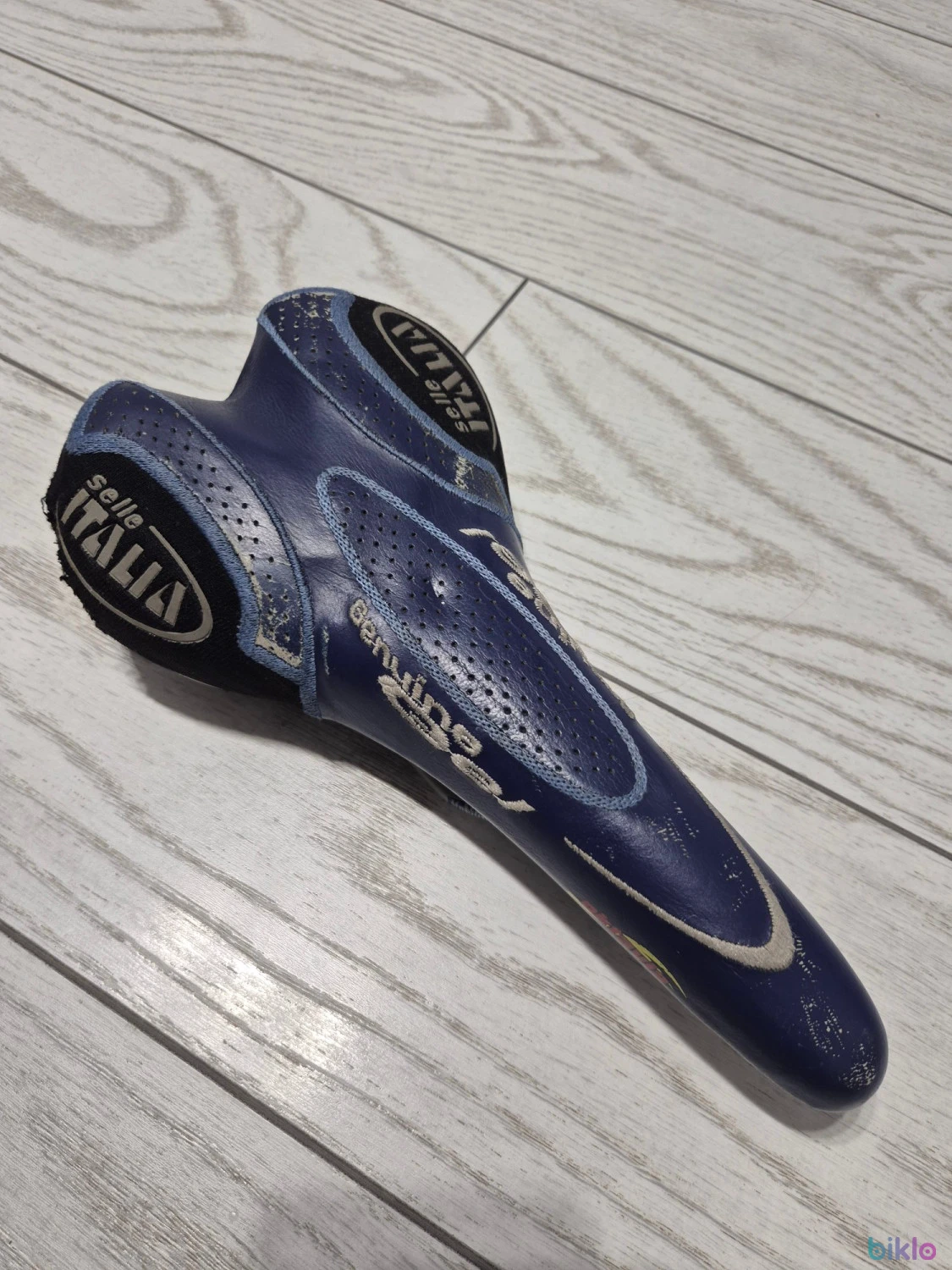 1. Sa bicleta Selle Italia Vintage