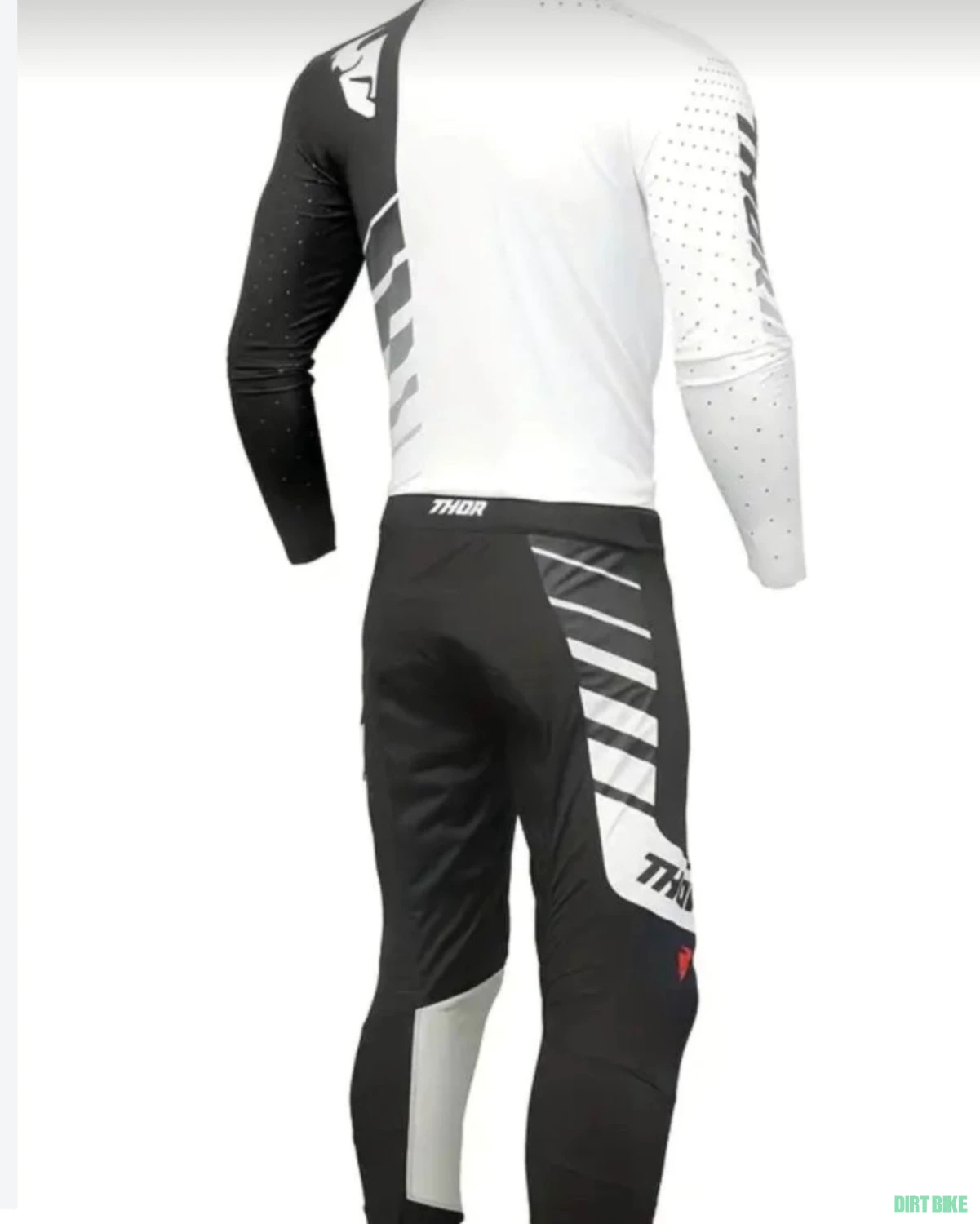 6. Echipament motocross Thor 2025 respirabil ,marime34 L..Constructie performanta