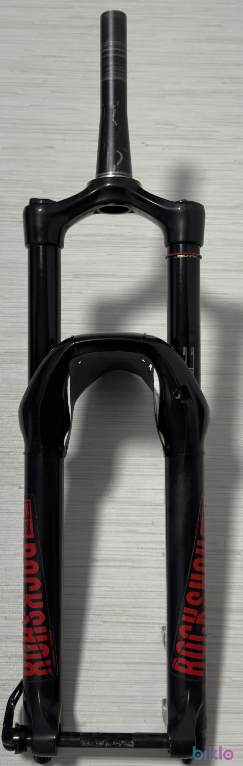 1. Furcă RockShox Yari RC 180mm 27,5