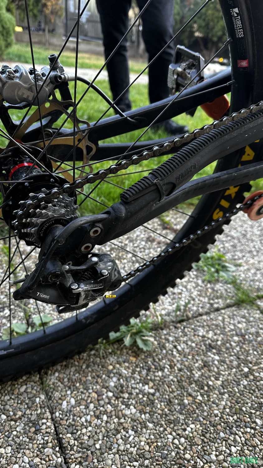 7. Vand Commencal Supreme V4.2