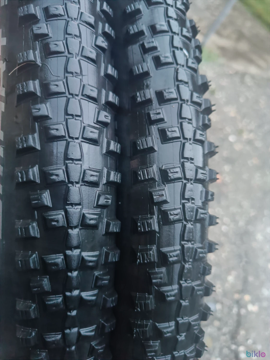 2. Set anvelope Schwalbe Smart Sam Plus