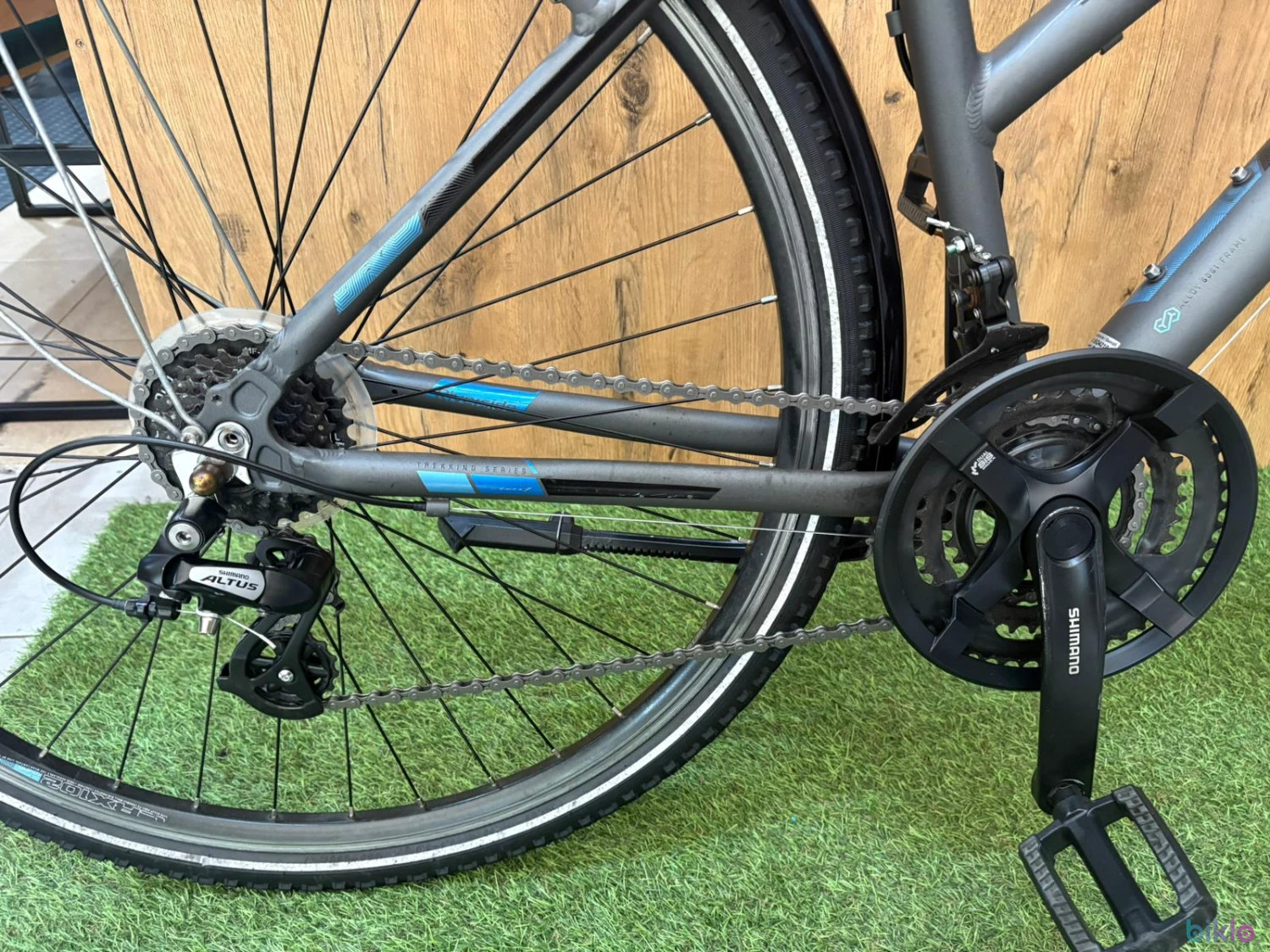 4. Bicicleta Riverside 28''