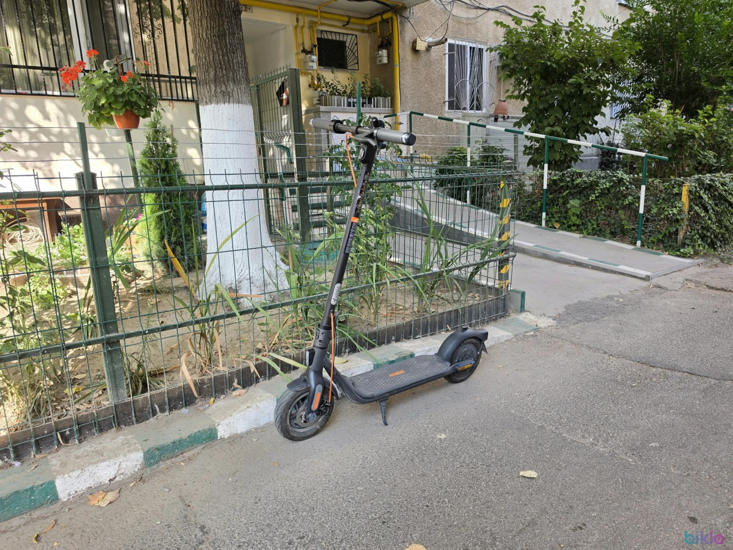 1. Segway Ninebot F2 Plus, 391 km, garanție Decathlon