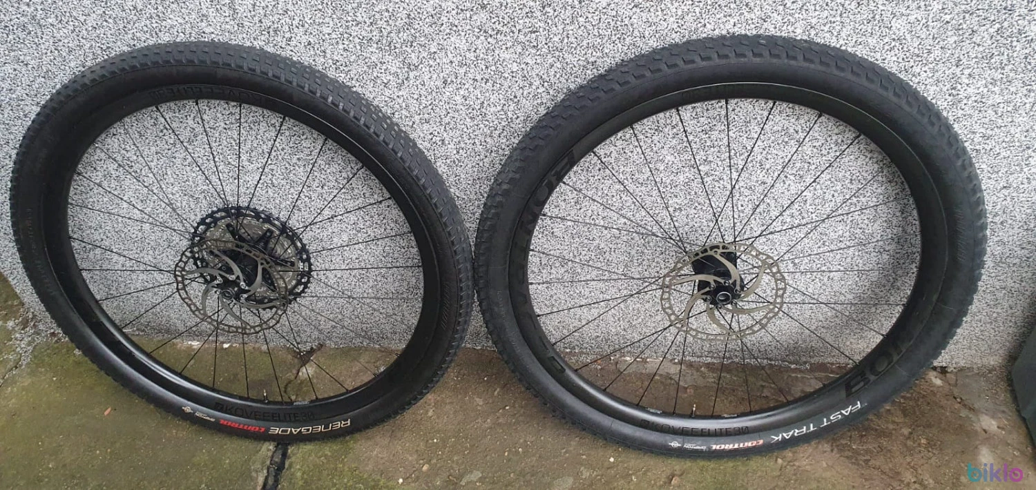 2. Roti MTB/cross-country carbon 29" Bontrager Kovee Elite 30 boost TLR 12s