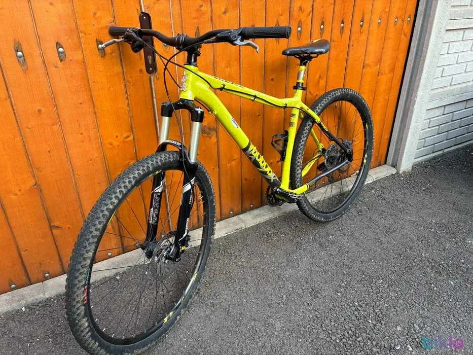 1. Bicicleta VooDoo Bizango 29" - Mountain Bike Hardtail