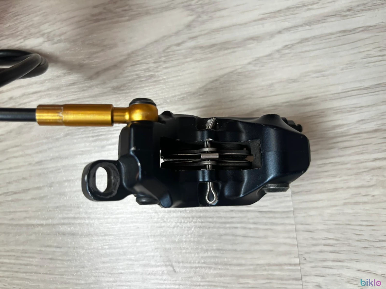 3. Etrier de frână hidraulică Shimano SLX BR-M7120, 4 pistoane