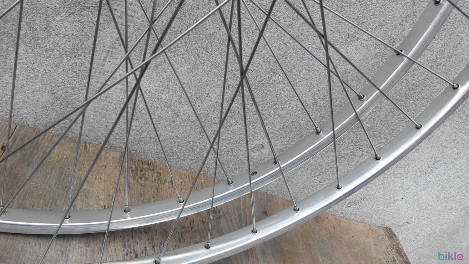 9. Set roti cursiera Mavic Sovos