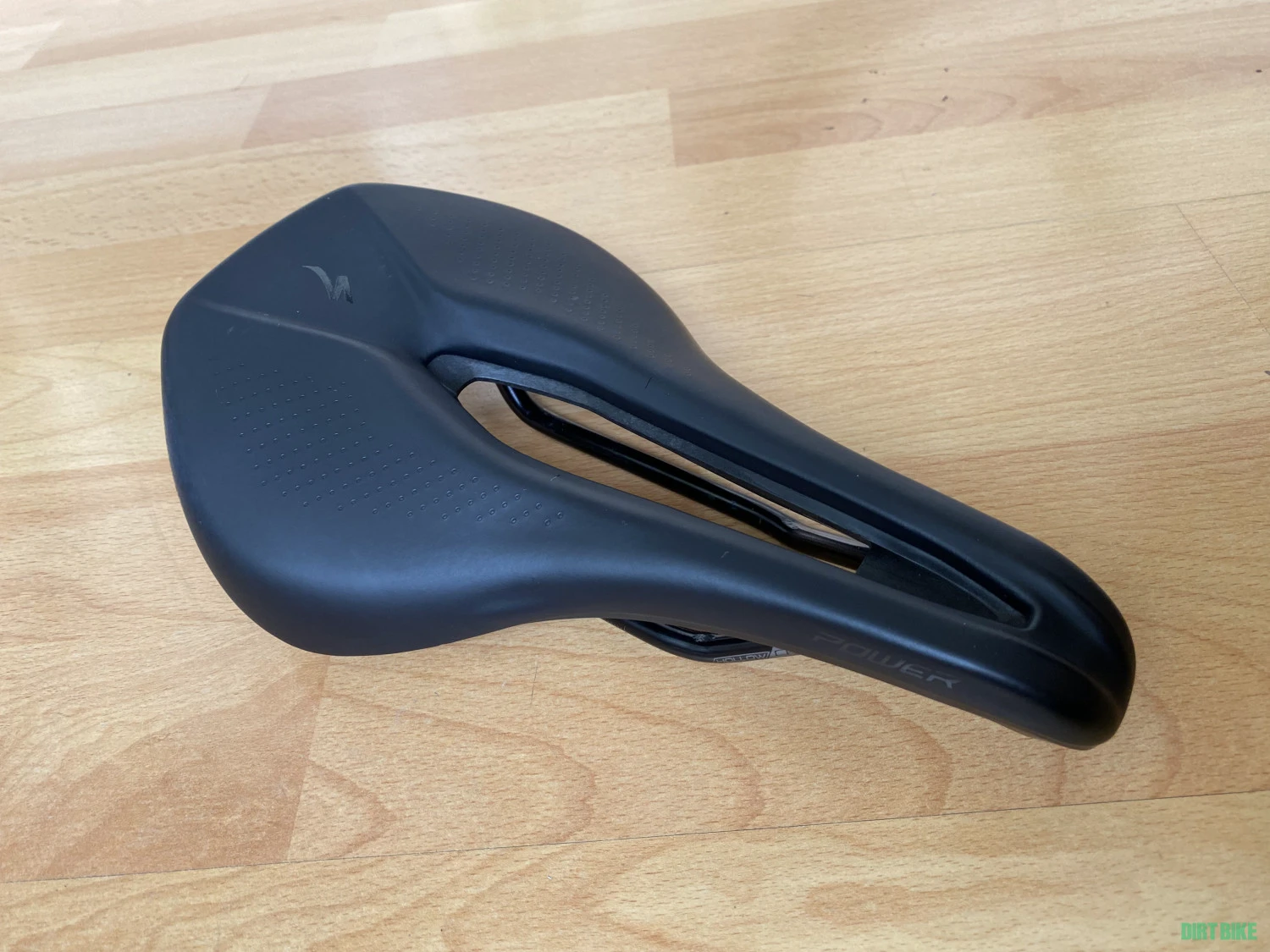 1. Specialized Power Comp 143mm 245g