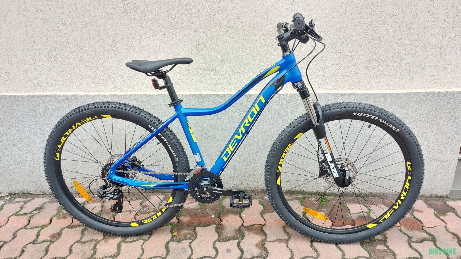 1. Bicicleta MTB Devron Riddle 27.5 NOU