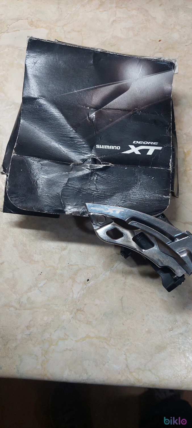 1. Schimbator foi XT 2,3 -10vit prindere colier