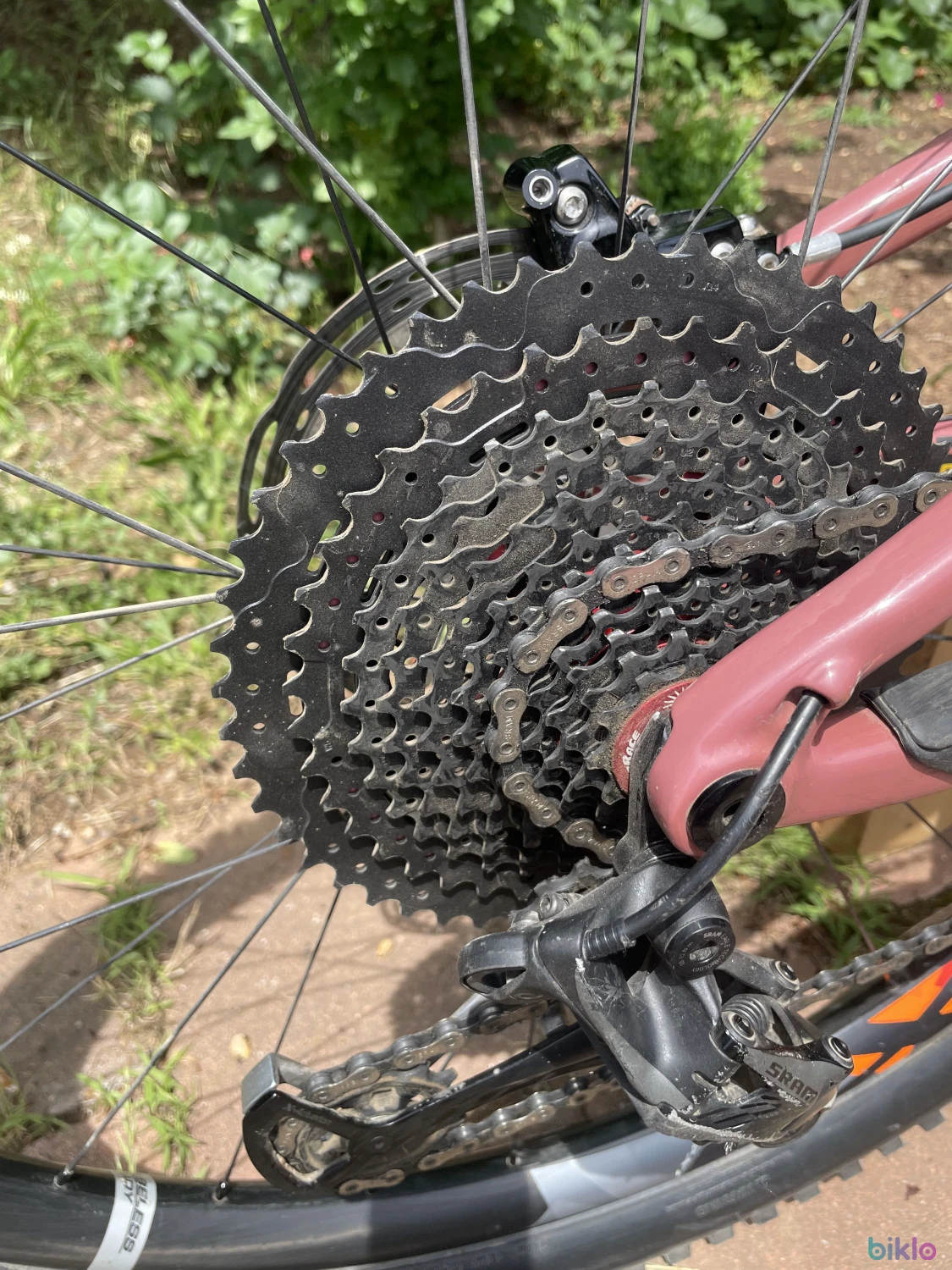 5. Santa Cruz Bronson CC