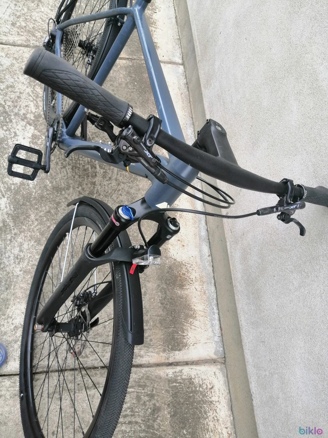 4. Trekking canyon 28 full xt hidraulica 1x12 viteze