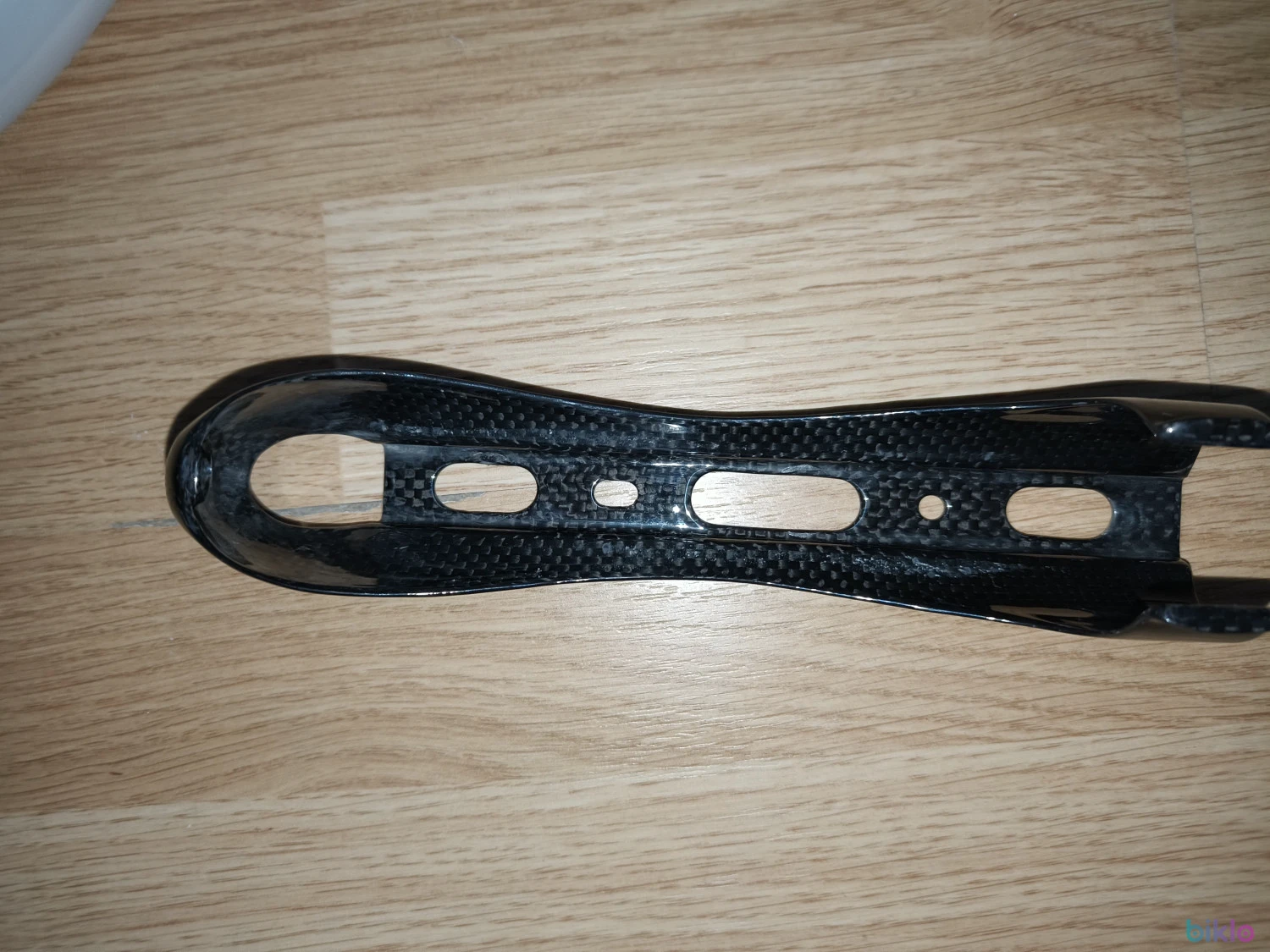 4. Suport Carbon + Bidon XLAB Aero TT