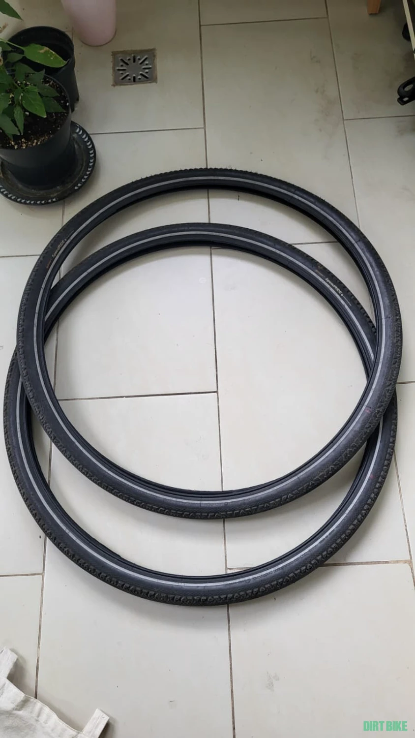 4. Anvelope Continental SpeedRIDE 42-622 (700x42C)
