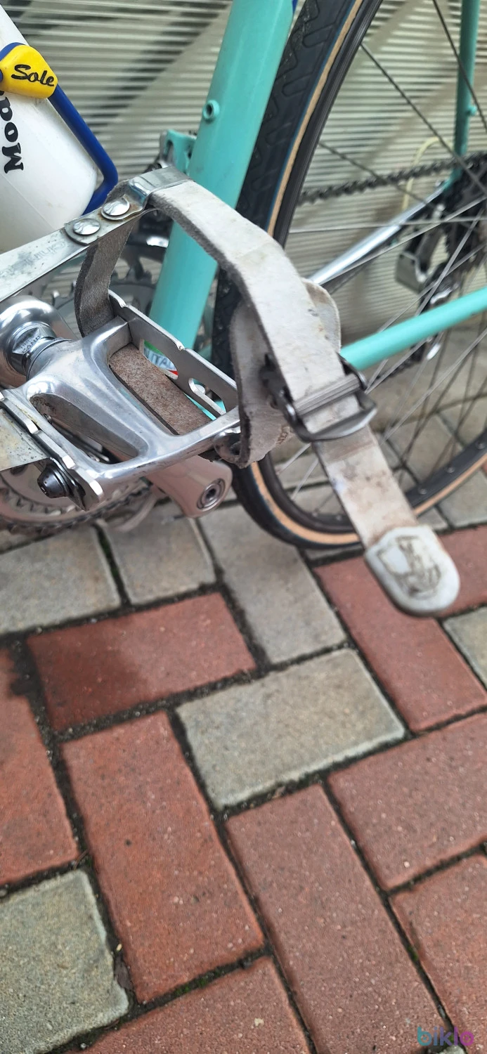 8. Vand cursiera vintage Bianchi